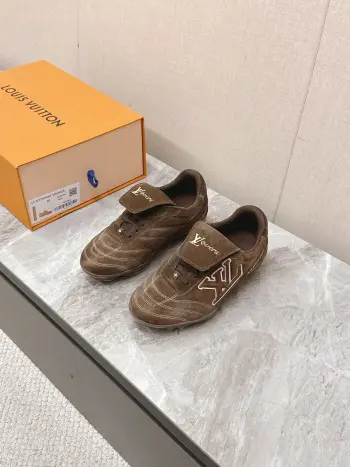 最新Footprint系列 情侣款足球运动鞋 高仿LV情侣/中性款