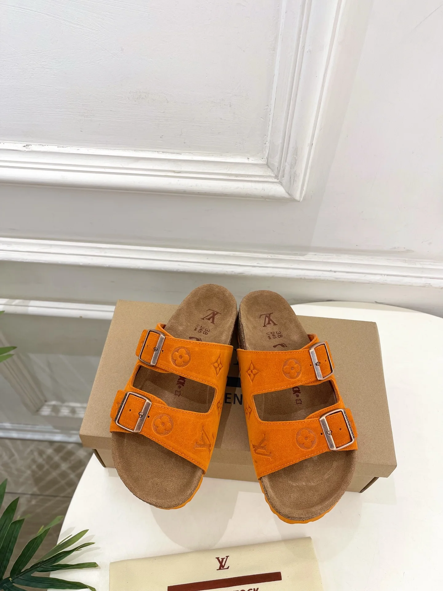 LV 2026春夏新品 顶级勃肯沙滩 拖鞋