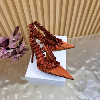 圣罗兰Lee真丝 开花尖头高跟鞋 高仿圣罗兰女士高跟鞋/单鞋