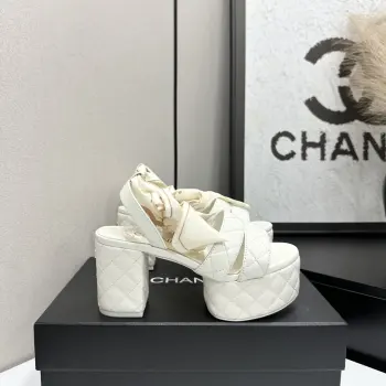 明星网红百搭系列凉鞋 高仿香奈儿女士凉鞋/拖鞋