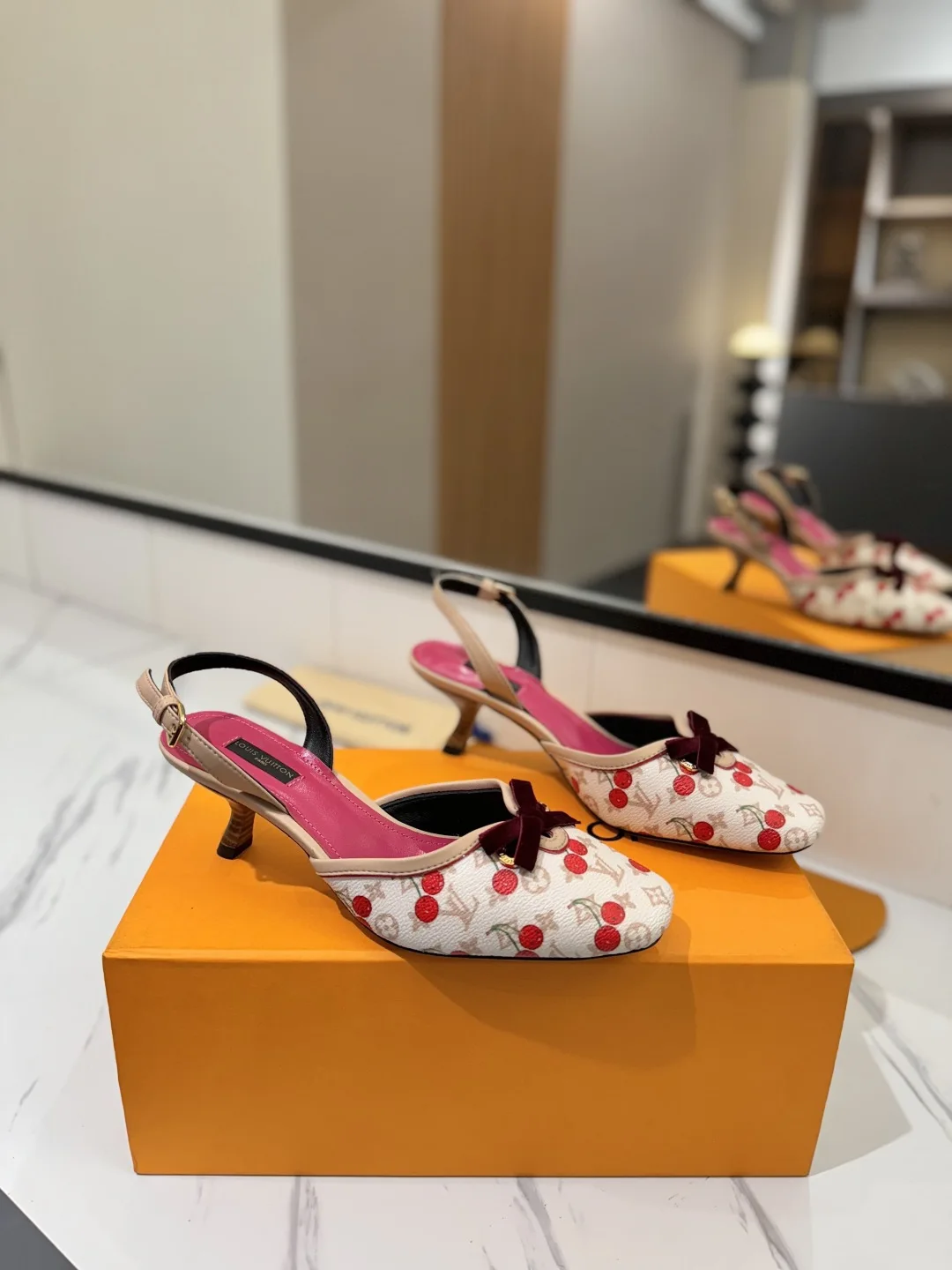 Louis Vuitton Latest runway sandals from the official website collection