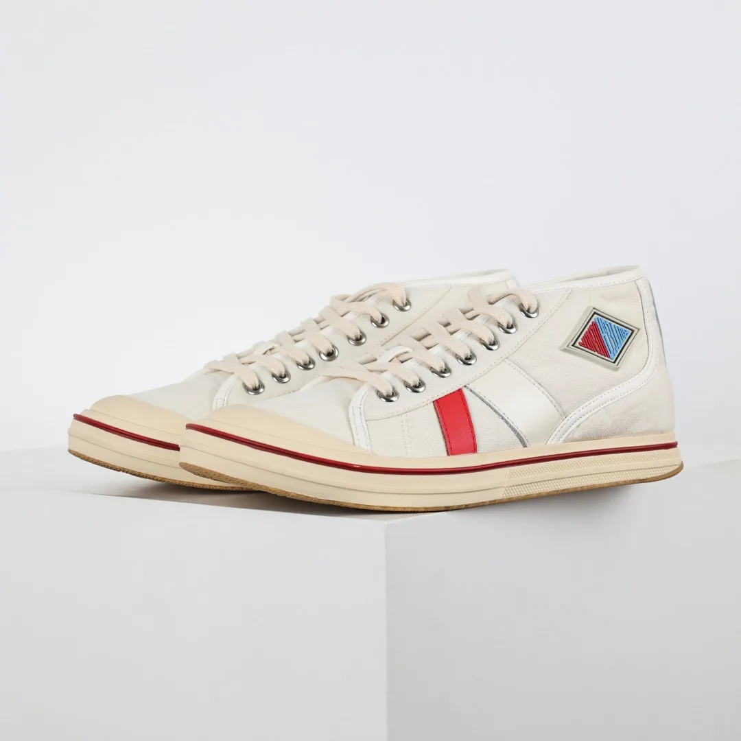 BV 新款复古Eliot运动鞋