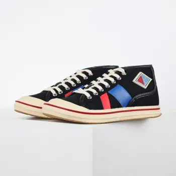 新款复古Eliot运动鞋 高仿BV女士运动鞋