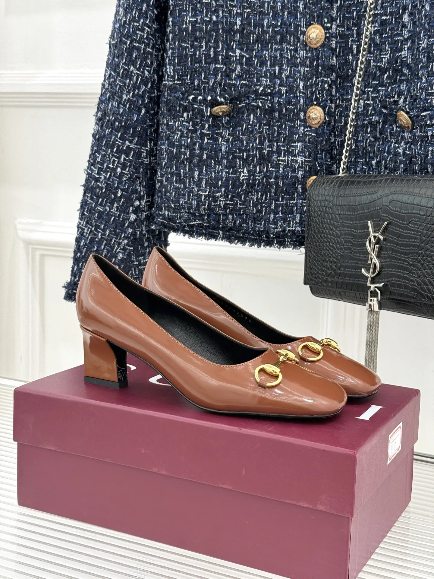 古奇 经典马衔扣粗跟 高跟鞋 古奇 经典马衔扣粗跟 高跟鞋