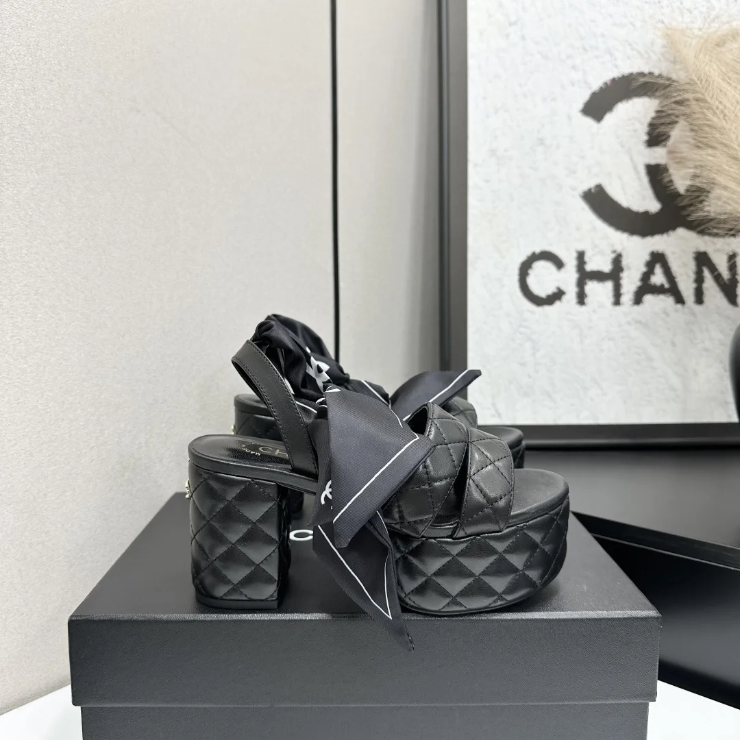 香奈儿 明星网红百搭系列凉鞋 香奈儿 明星网红百搭系列凉鞋