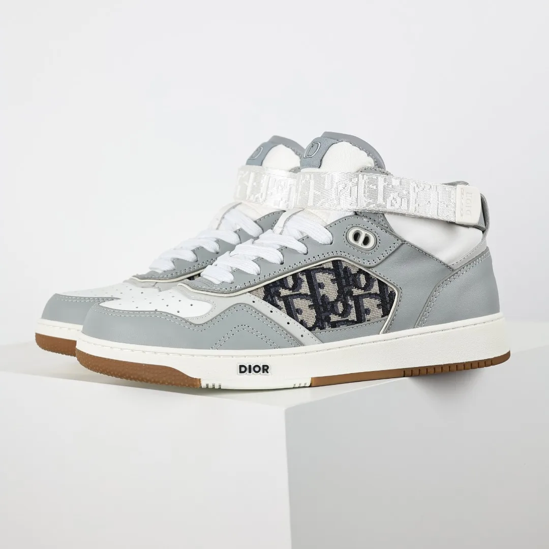 Dior X1 B27 Low Dior Oblique Galaxy Sneaker
