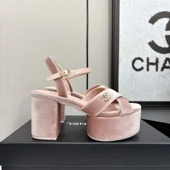 明星网红百搭系列凉鞋 高仿香奈儿女士凉鞋/拖鞋