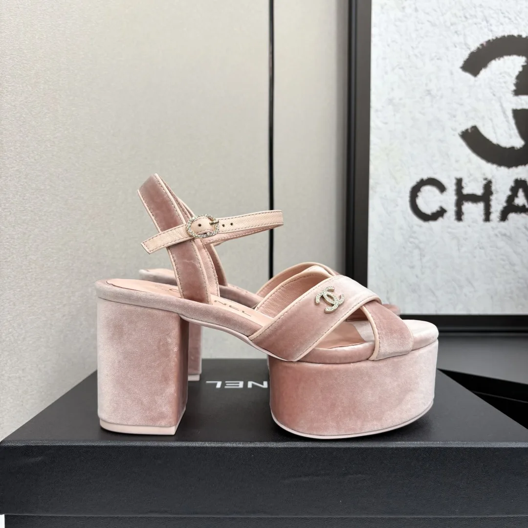 香奈儿 明星网红百搭系列凉鞋 香奈儿 明星网红百搭系列凉鞋