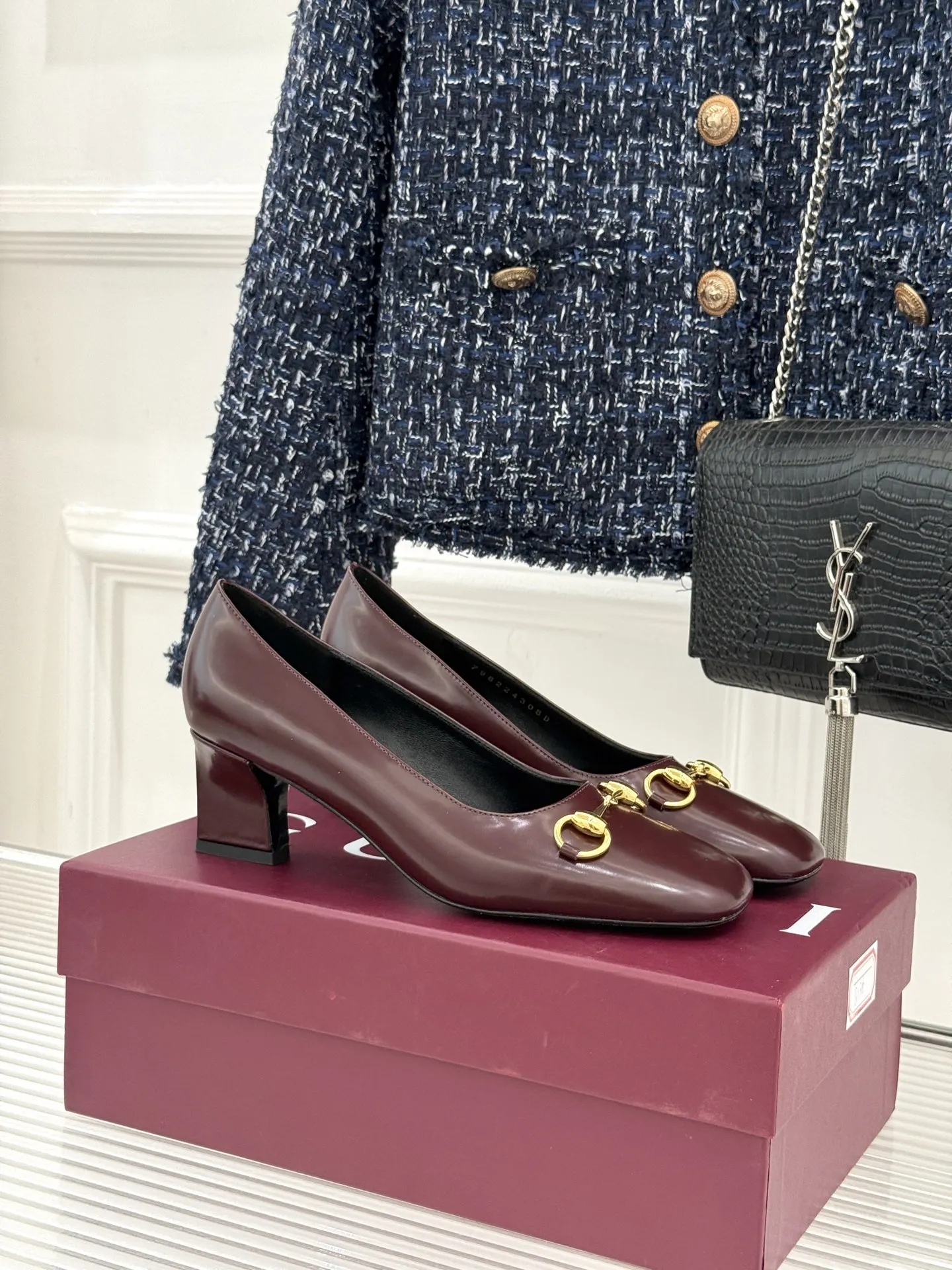 古奇 经典马衔扣粗跟 高跟鞋 古奇 经典马衔扣粗跟 高跟鞋