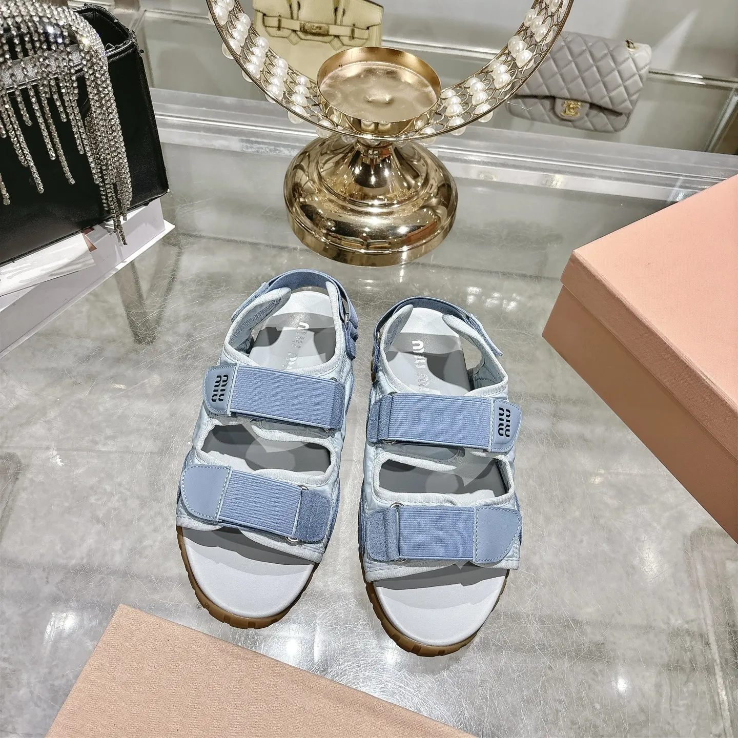 缪缪  新款休闲厚底弹力魔术贴沙滩凉鞋