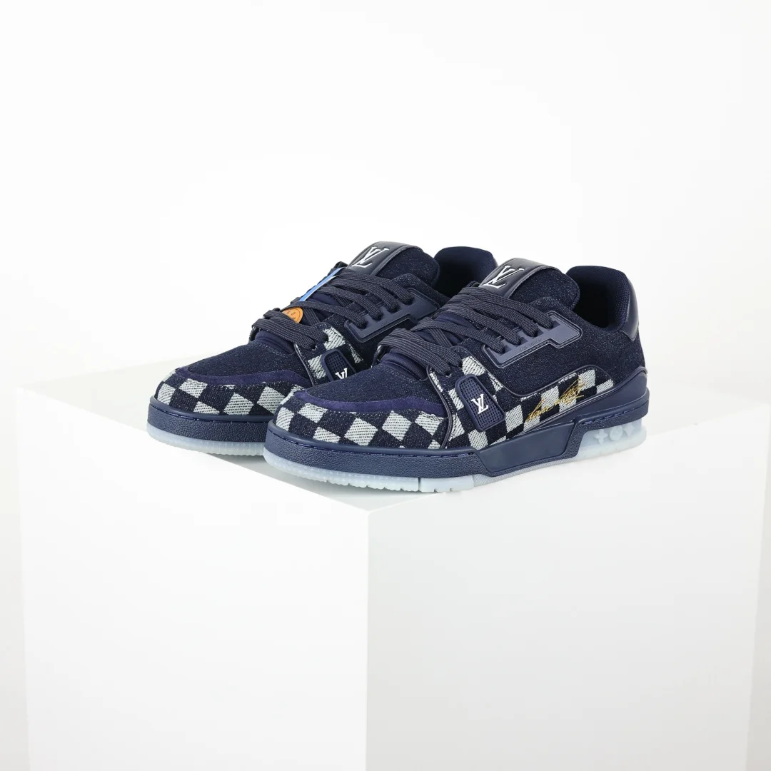 LV Trainer Sneaker Low休闲运动文化百搭篮球板鞋 LV Trainer Sneaker Low休闲运动文化百搭篮球板鞋