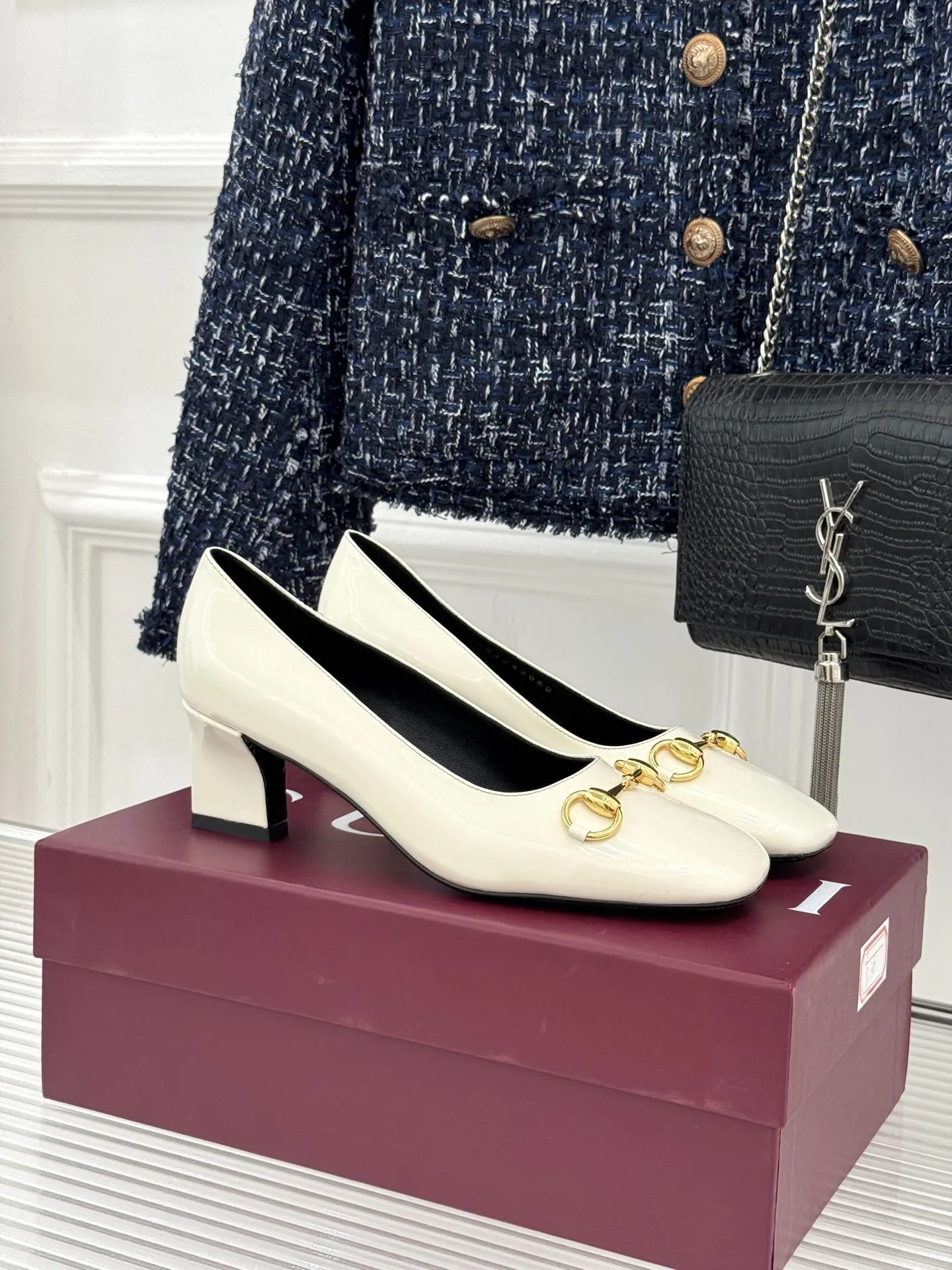 古奇 经典马衔扣粗跟 高跟鞋 古奇 经典马衔扣粗跟 高跟鞋