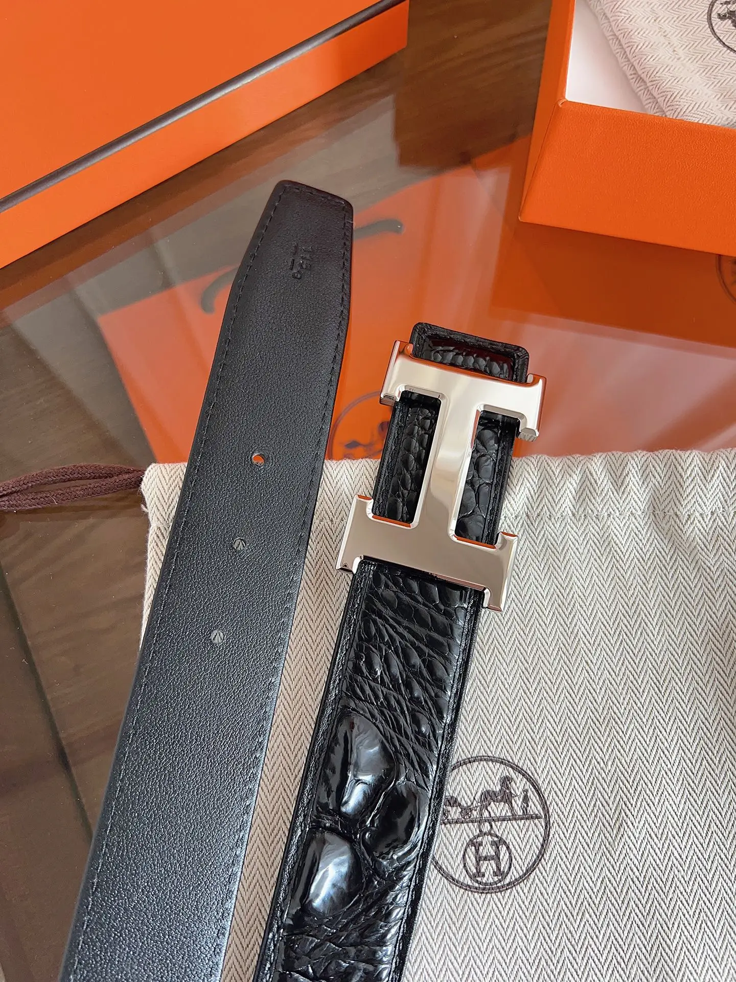 爱马仕 3.8cm 爱马家鳄鱼骨皮男款皮带 爱马仕 3.8cm 爱马家鳄鱼骨皮男款皮带