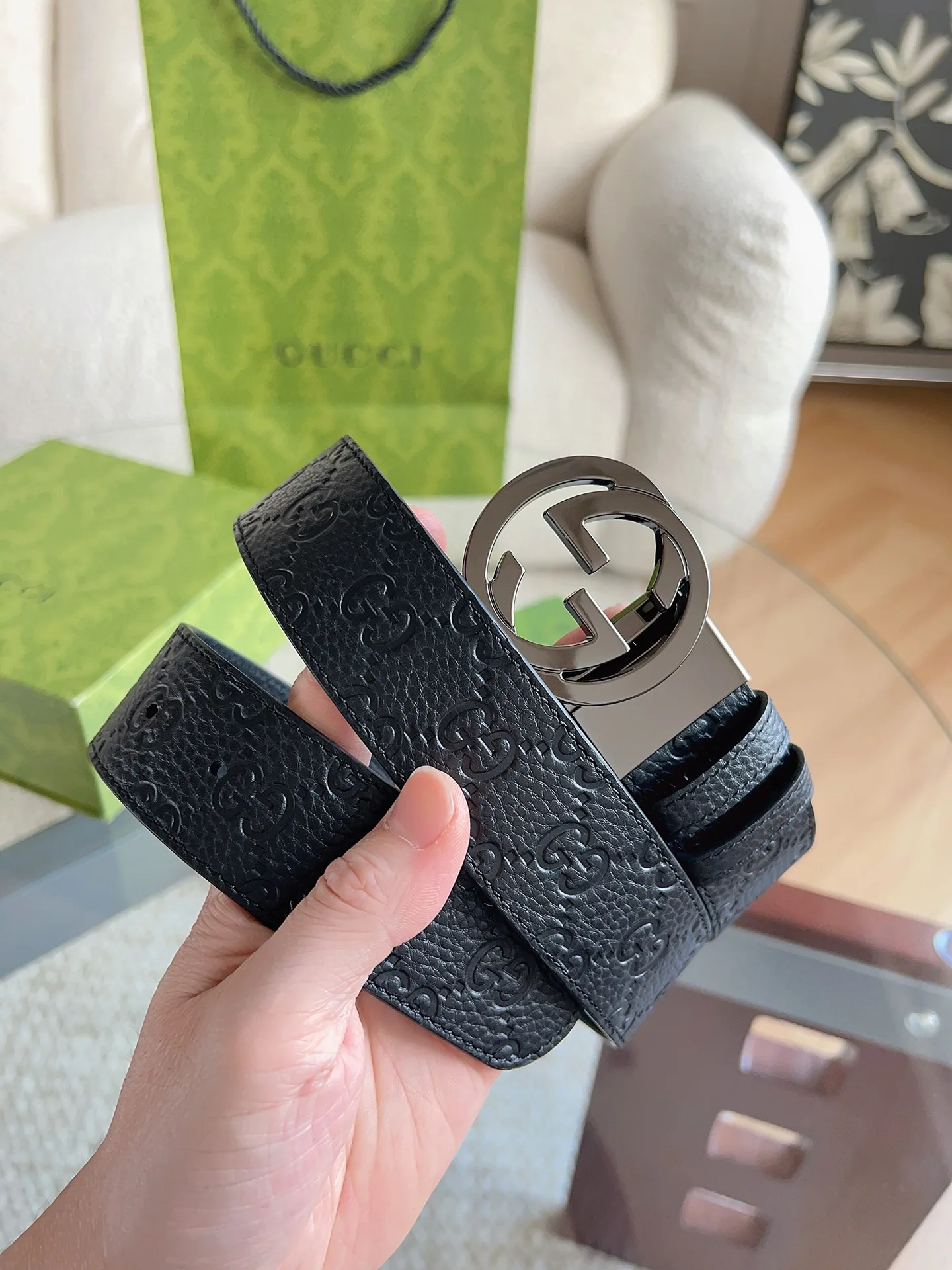 古奇 GUCC荔枝纹双面皮革腰带 古奇 GUCC荔枝纹双面皮革腰带