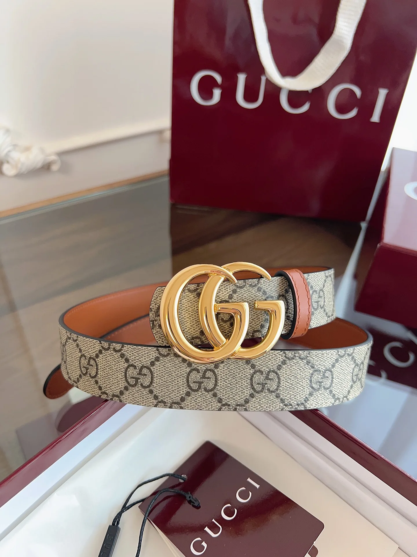 古奇 绝美gucci G女式新款腰帶 古奇 绝美gucci G女式新款腰帶