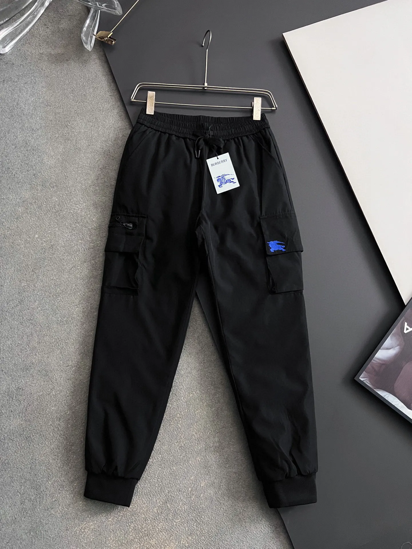 巴宝莉 巨保暖 软壳挡风羽绒裤 巴宝莉 巨保暖 软壳挡风羽绒裤