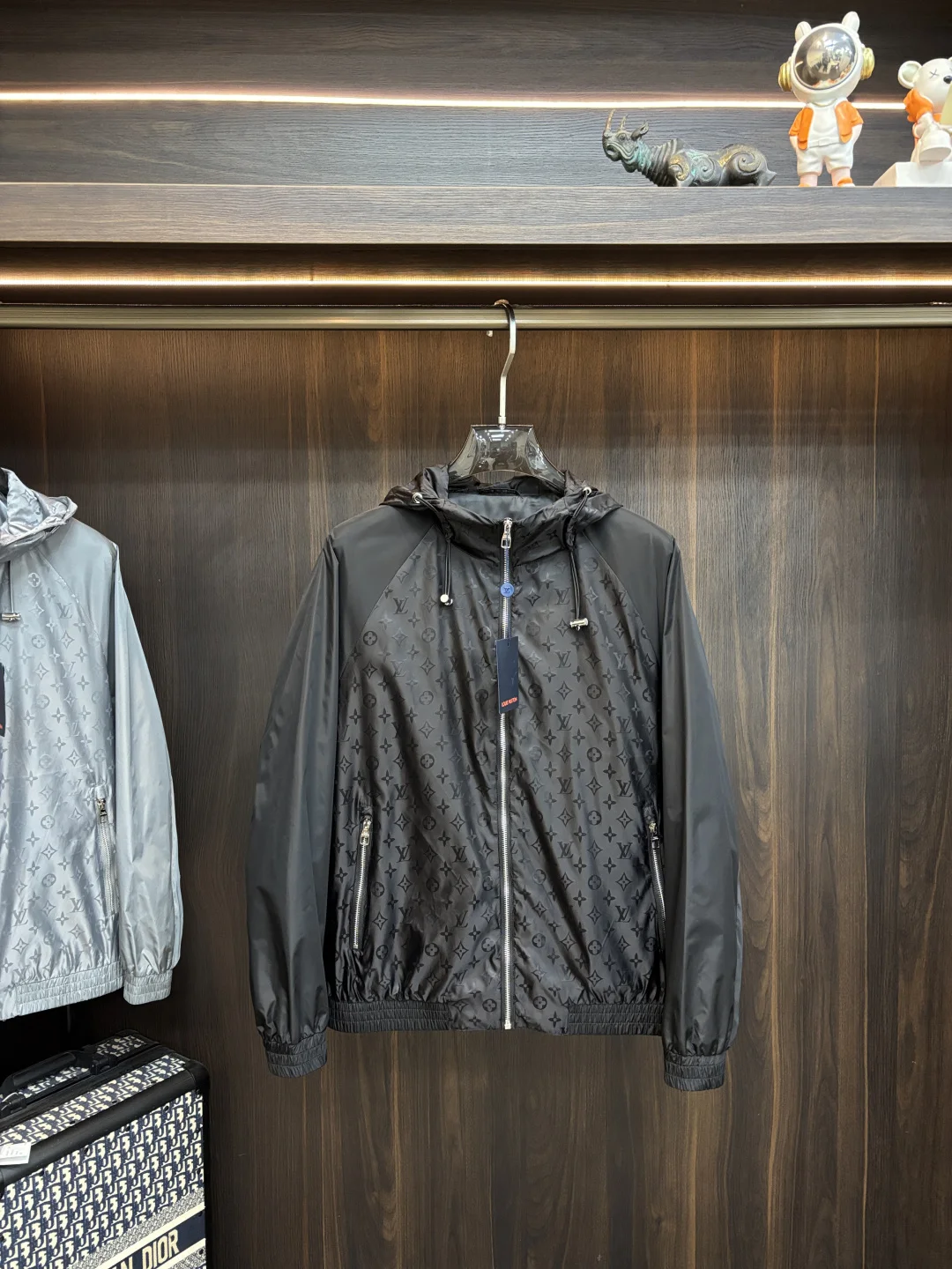 LV 2026ss春季新款连帽夹克外套 LV 2026ss春季新款连帽夹克外套