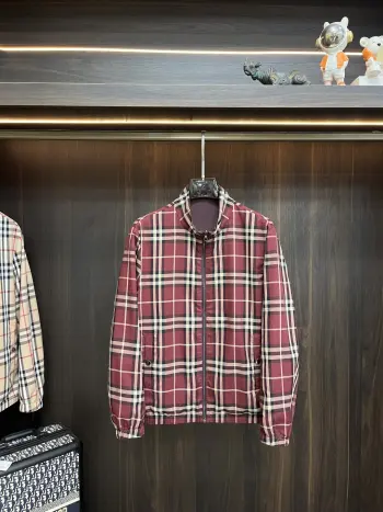 2026 Spring/Summer New Stand Collar Jacket Replica Burberry Jackets and Outerwear