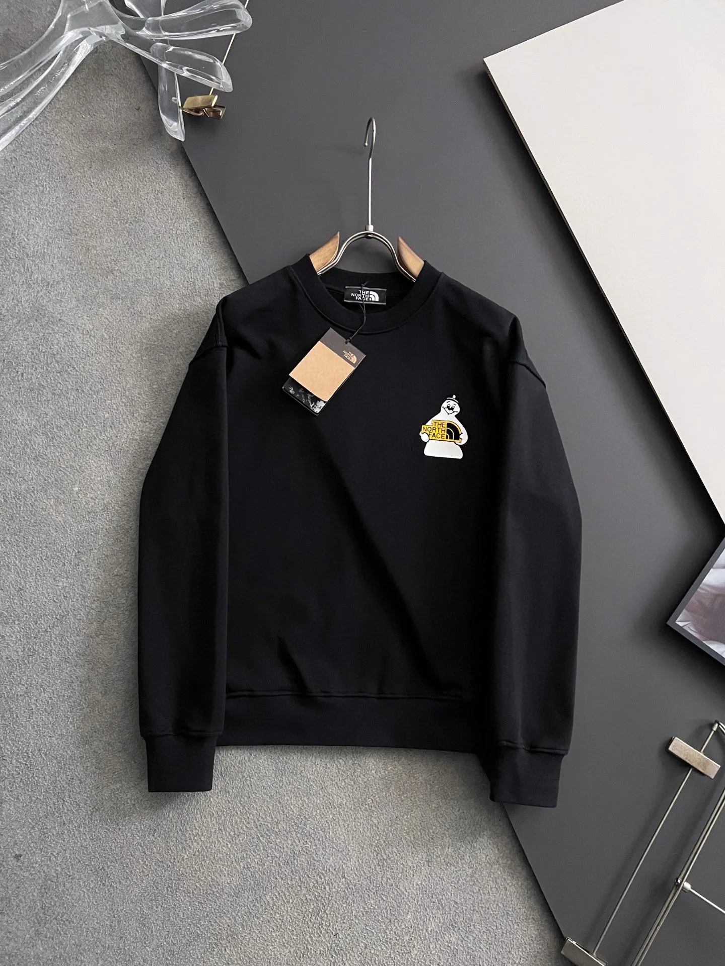 北面 精美工艺圆领款卫衣 北面 精美工艺圆领款卫衣