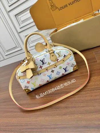 M13084 动态电子芯片菱形面料包斜挎包 高仿LV女包