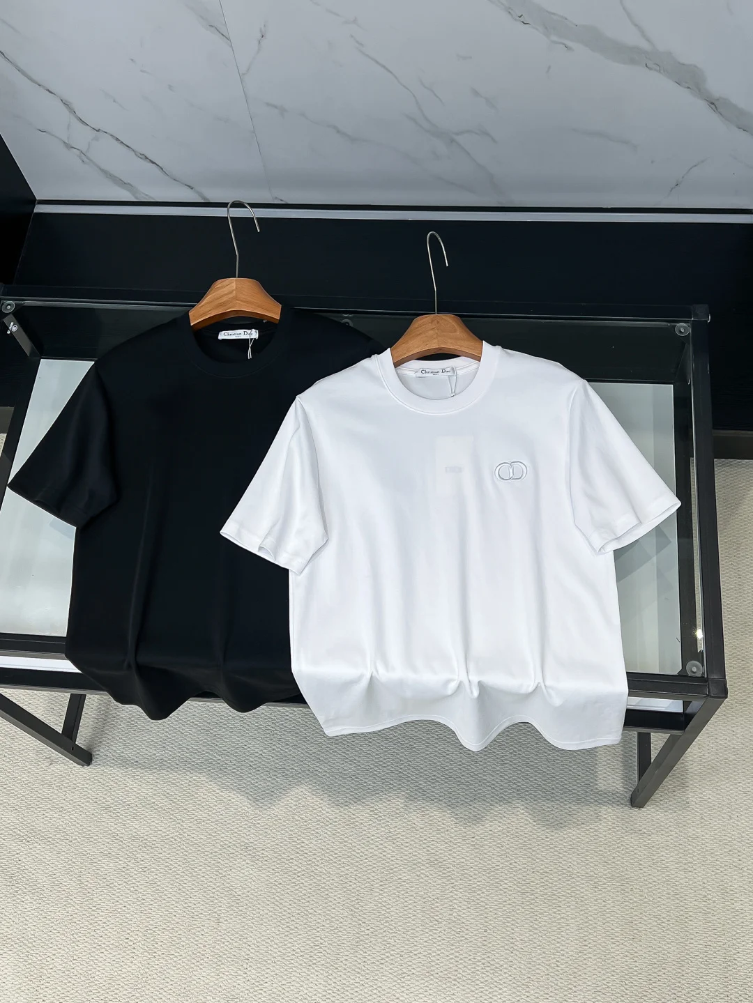 迪奥 CD字母经典小刺绣 短袖T恤