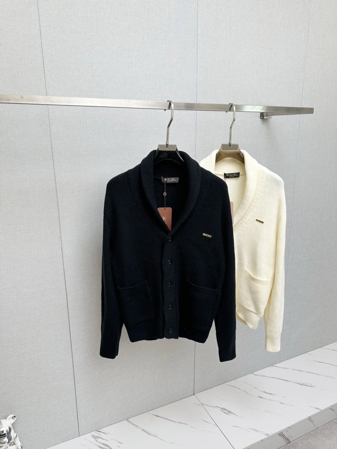 诺悠翩雅 冬季新款绵羊毛毛衣 诺悠翩雅 冬季新款绵羊毛毛衣