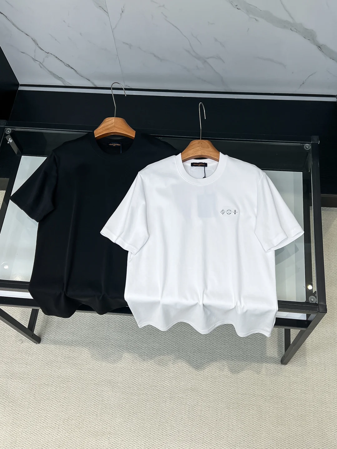 LV  L家经典款三花圆领短袖T恤