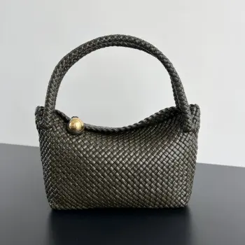 716974 Winter Collection / Top-Tier Handbags Tote Bag Replica Bottega Veneta womens bags