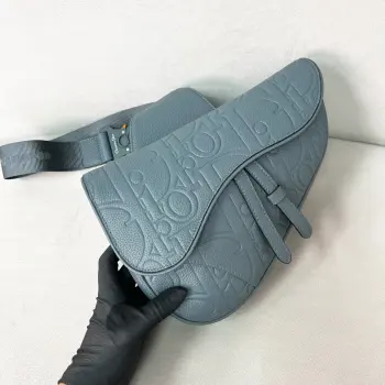 首发早春新品男士全皮马鞍包 男士斜挎包高仿迪奥男包