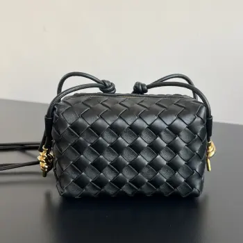 836125 Loop Camera Bag Crossbody Bag Replica Bottega Veneta womens bags