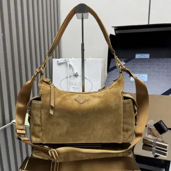 1BC264 新款探索包 斜挎包 高仿普拉达男包