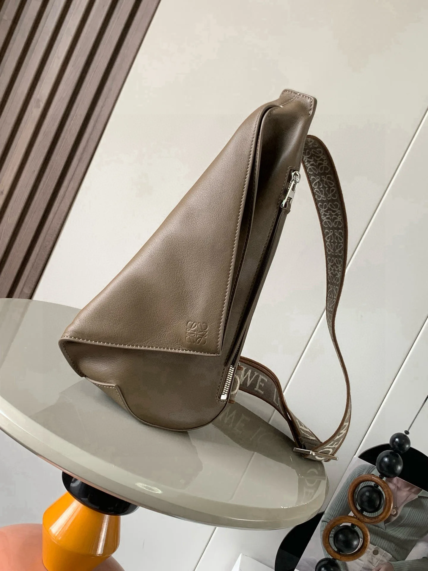 罗意威 9052 男士斜挎包胸包 胸包