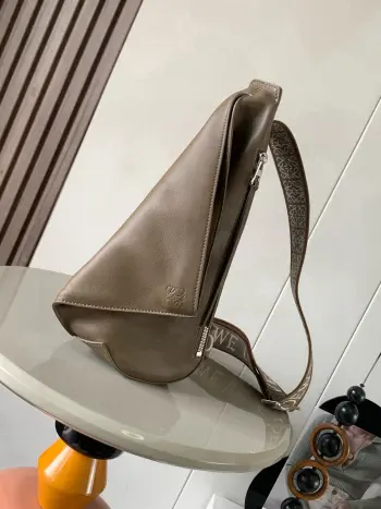 9052 Men s Crossbody Bag Chest Bag Replica Loewe mens bags