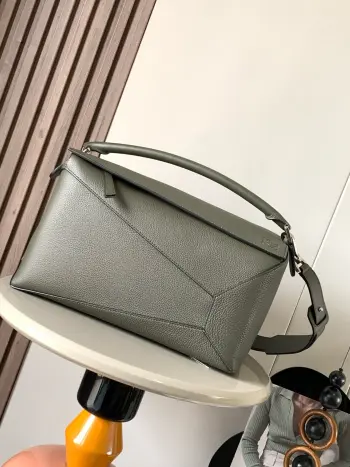 9054 New Large Geometric Bag Crossbody Bag Replica Loewe womens bags