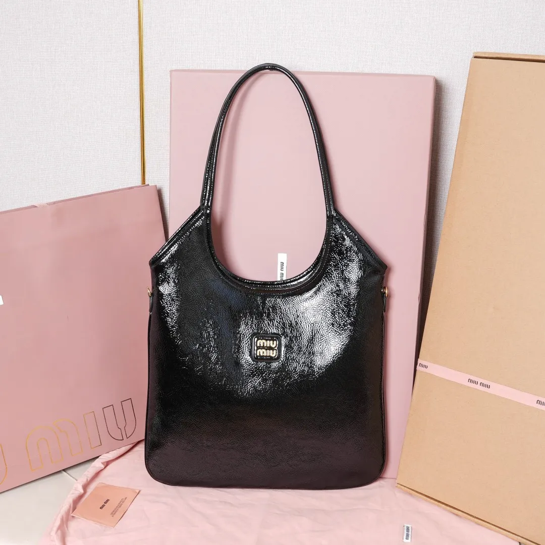 缪缪 5BG231 新款伊势丹限定托特包 单肩包