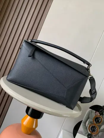 9054 New Large Geometric Bag Crossbody Bag Replica Loewe womens bags