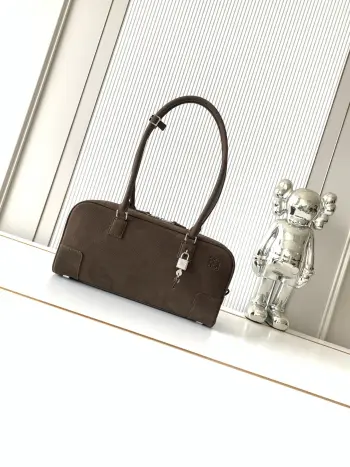 9167 grain cowhide leather handbag shoulder bag Replica Loewe womens bags