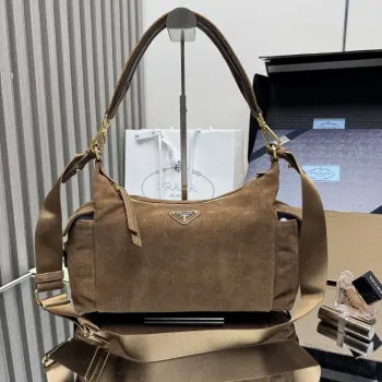 1BC264 新款探索包 斜挎包 高仿普拉达男包