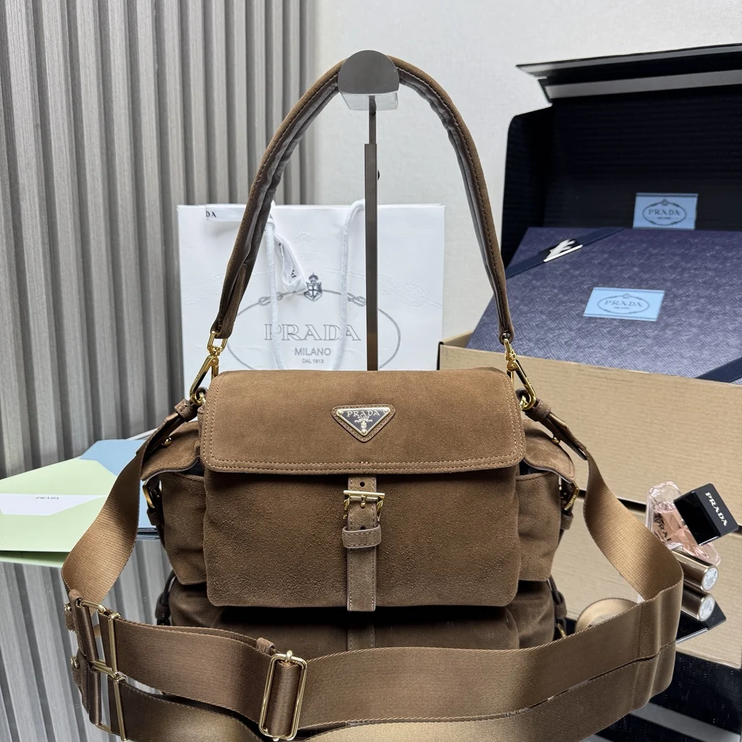 普拉达 1BD394 新款探索包 斜挎包