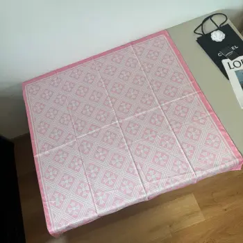 Kroshyn 90cm Silk Scarf Replica Chrome Heart Scarves and Shawls