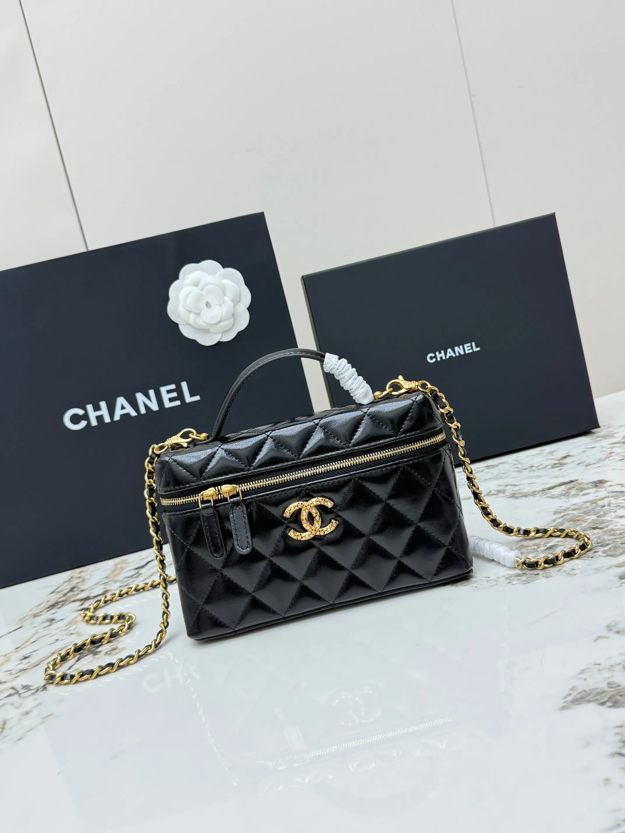 Chanel AP4974 Chanel New Oil Wax Leather Lunch Box Bag Crossbody Bag