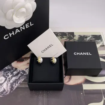 Xiang Dandan black and white ball earrings Replica Chanel Earrings