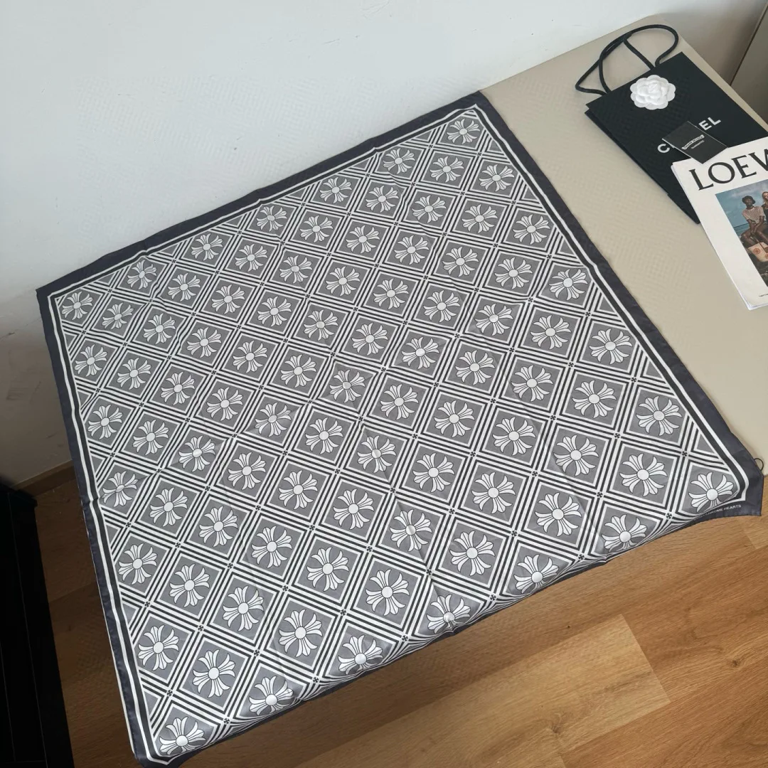 克罗心 克罗心90cm真丝方巾