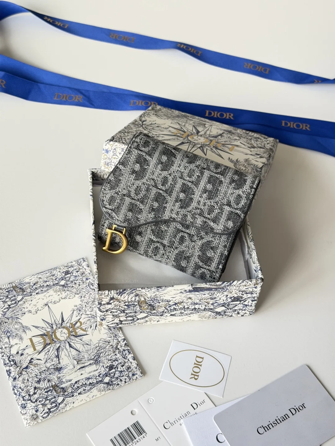 迪奥 S5652CTZQ 三折包 钱包 迪奥 S5652CTZQ 三折包 钱包