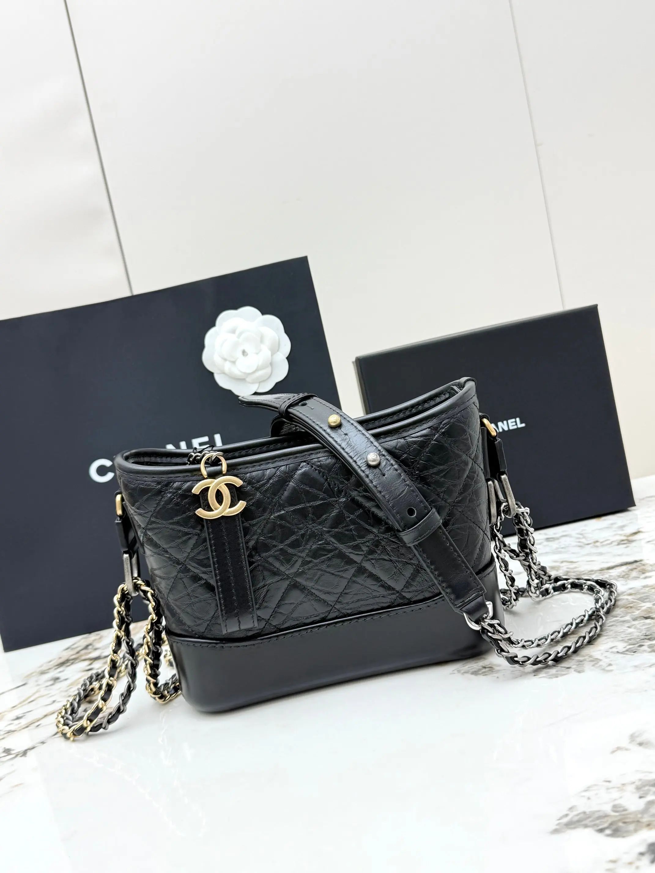 Chanel A91810 Chain Strap Clutch Bag Crossbody Bag