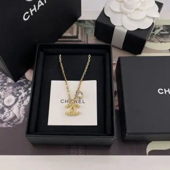 Xiangling Ge Double C Round Diamond Necklace Replica Chanel Necklaces