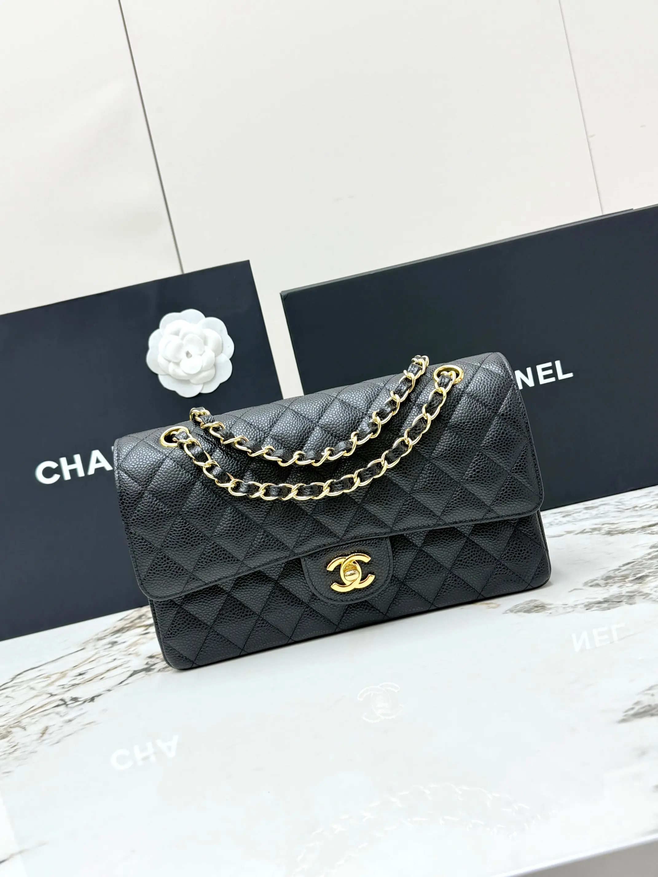 Chanel AS1112 Classic Silver Buckle Quilted Lambskin Chain Shoulder Bag Crossbody Bag