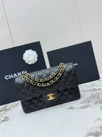 AS1113 Classic Silver Buckle Quilted Lambskin Chain Shoulder Bag Crossbody Bag Replica Chanel womens bags