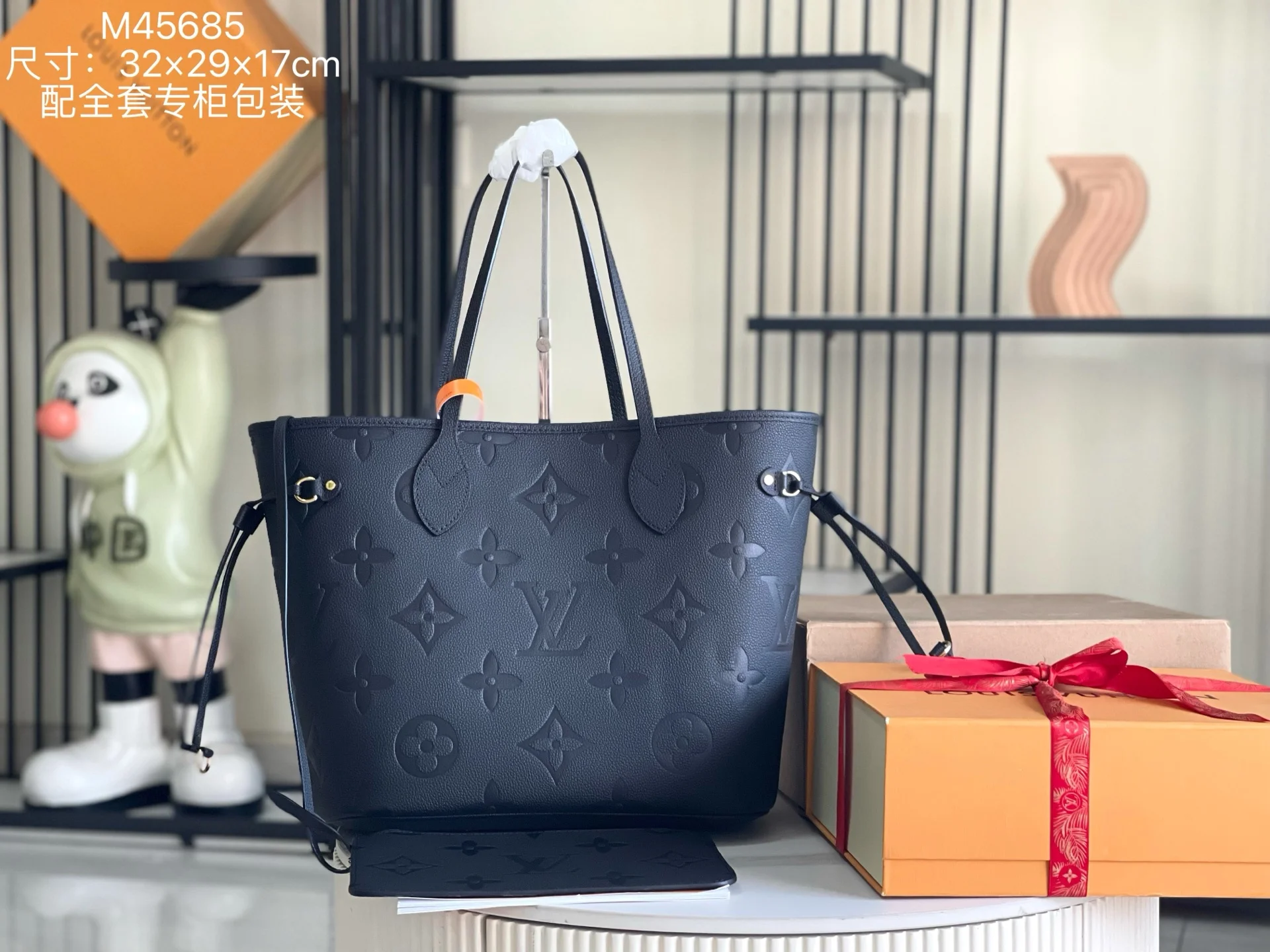 LV M45685 意大利A级皮料手袋 单肩包 LV M45685 意大利A级皮料手袋 单肩包