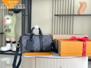 M28369 Italian Grade A Leather Shoulder Bag Crossbody Bag Replica Louis Vuitton mens bags